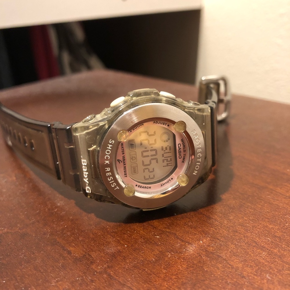 💕GUC - Baby G (G-shock) women’s digital watch